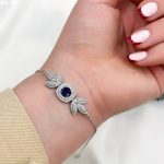 دستبند نقره با عیار 925 و رادیوم شده (آبکاری طلا سفید)با نگین اتمی یاقوتی آبی - تصویر 2