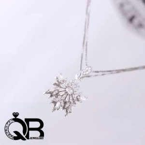 گردنبند نقره دخترانه و زنانه با عیار ۹۲۵ رادیوم مدل ورساچه
