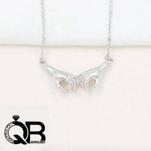 گردنبند نقره دخترانه و زنانه با عیار ۹۲۵ رادیوم مدل عشق