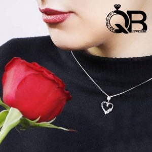 گردنبند نقره دخترانه و زنانه با عیار ۹۲۵ مدل قلب بی نهایت