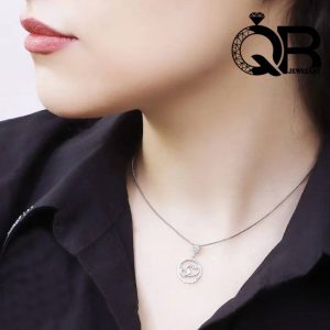 گردنبند نقره دخترانه و زنانه با عیار ۹۲۵ مدل گرد با قلب