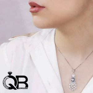 گردنبند نقره دخترانه و زنانه رادیوم مدل نگین دار با نگین طرح توپاز