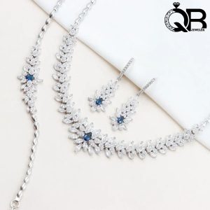 سرویس نقره زنانه عیار 925 با نگین یاقوت کبود آبی