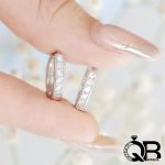 گوشواره زنانه نقره حلقه ای تک ردیف نگین دار - تصویر 3
