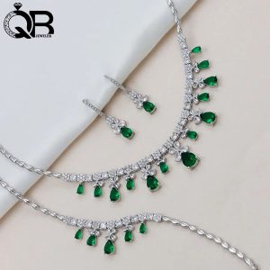 سرویس سلطنتی فاخر رادیوم شده با نگین سبز