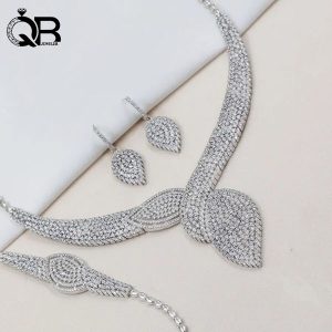 سرویس گره کراواتی نگین دار