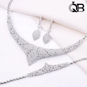 سرویس تنیسی نگین دار طرح برگ