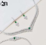 سرویس نقره نگین‌دار با نگین سبز زمردی