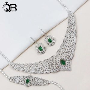 سرویس تاج دار با نگین زمرد