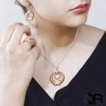 نیم ست طرح دار طلایی1