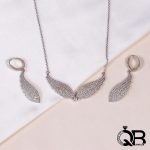 نیم ست طرح بال نگین دار