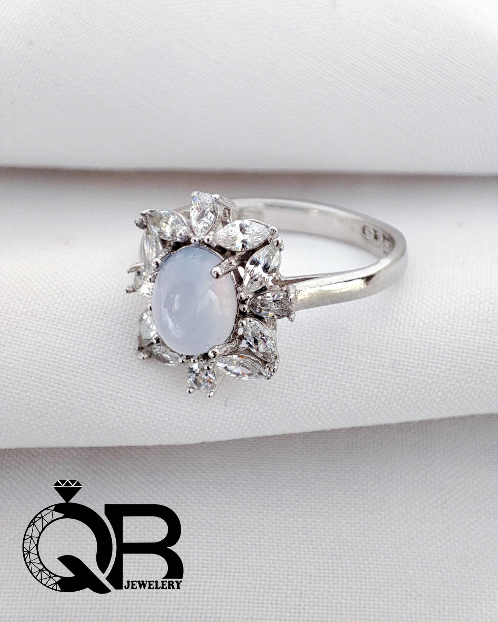 womens-silver-ring-with-sapphire انگشتر نقره زنانه عقیق کبود
